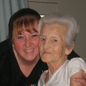 Meet your Posher, Tina